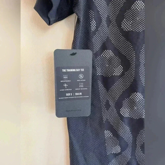 Fabletics The Training Day Black Short Sleeve Tee T-shirt Size S - Picture 9 of 13